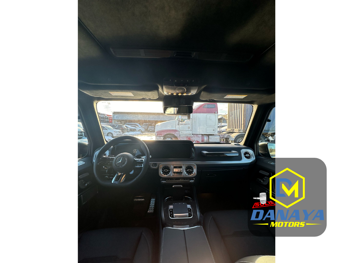 
								2025 Mercedes G63 AMG full									