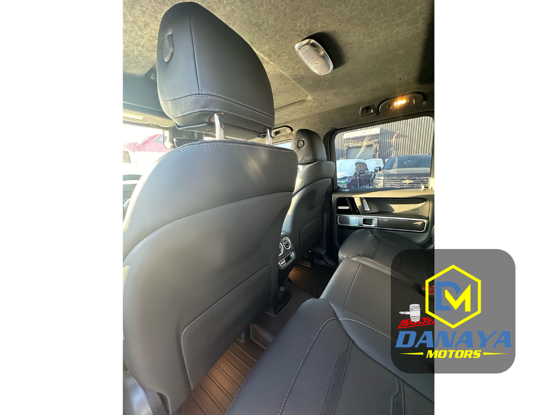 
								2025 Mercedes G63 AMG full									