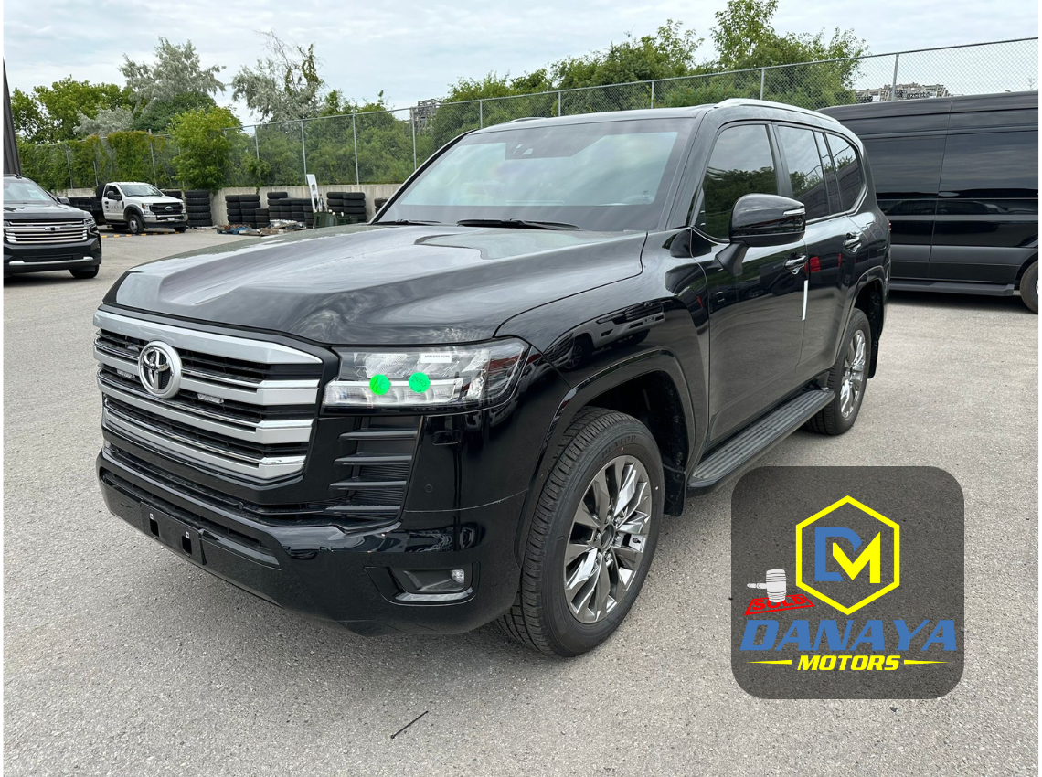 
								2024 Toyota Land Cruiser GXR 3.5L Petrol full									