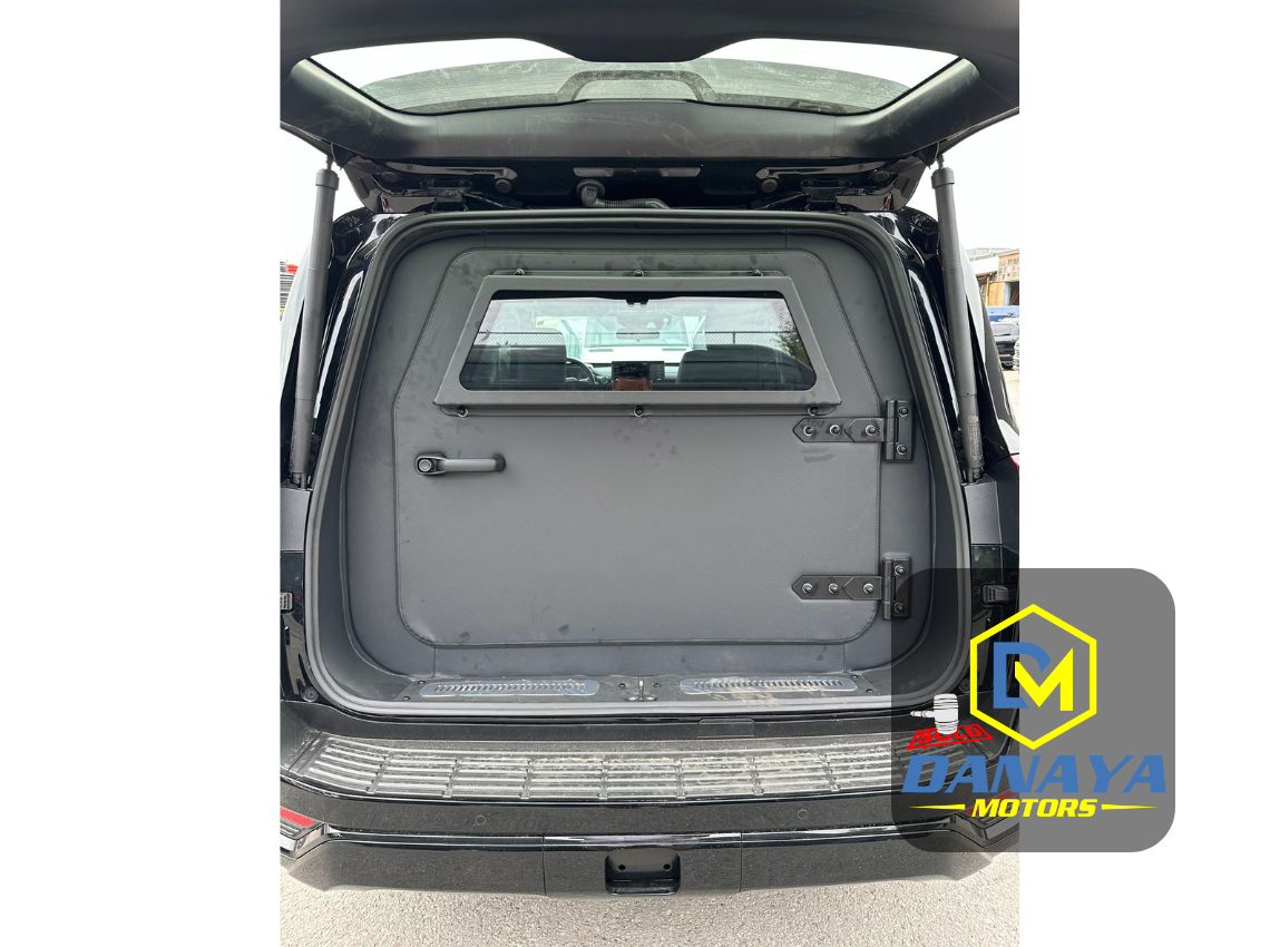 
								2024 Toyota Land Cruiser GXR 3.5L Petrol full									