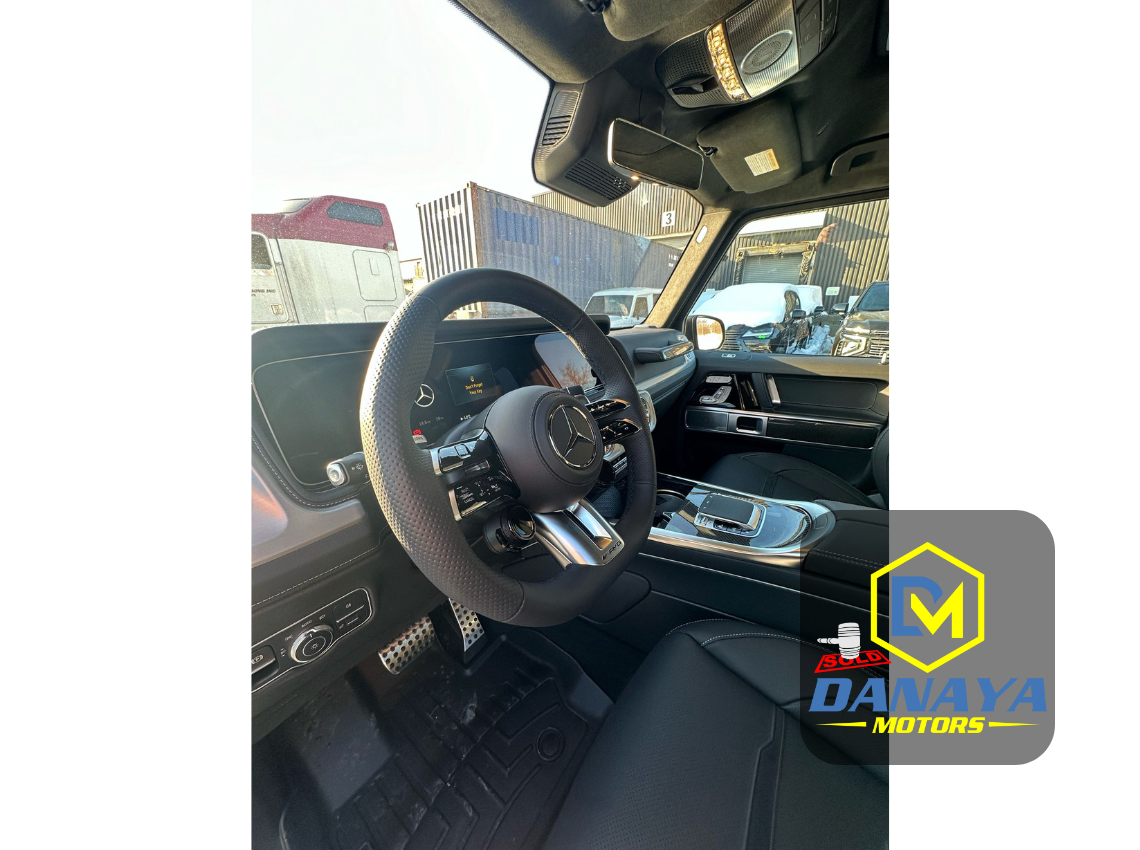 
								2025 Mercedes G63 AMG full									